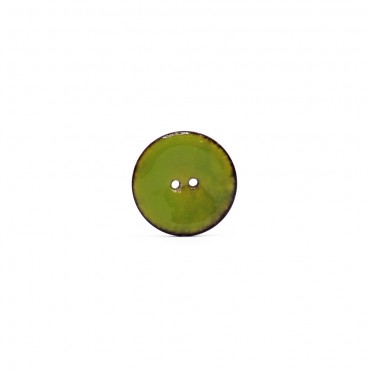 Enamelled Coconut Button Apple 1pc