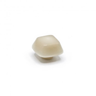 Button Iride Cube 12 mm Cream 1 pc