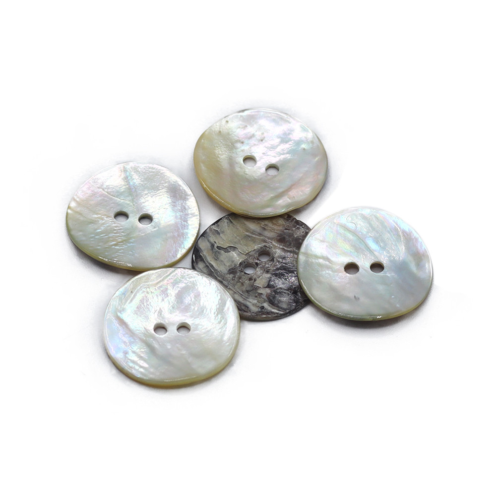 Button Akoya Natural 20mm 5pc