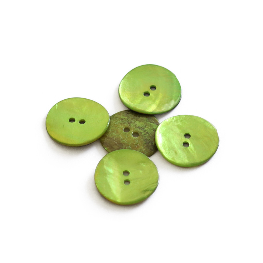 Botón Akoya Lime 15mm 5pz