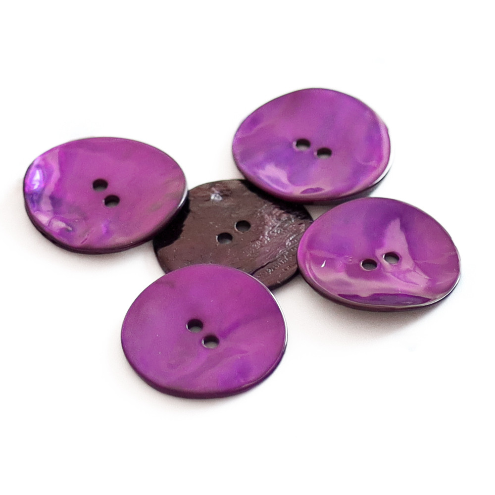 Botón Akoya Morado 25mm 5pz