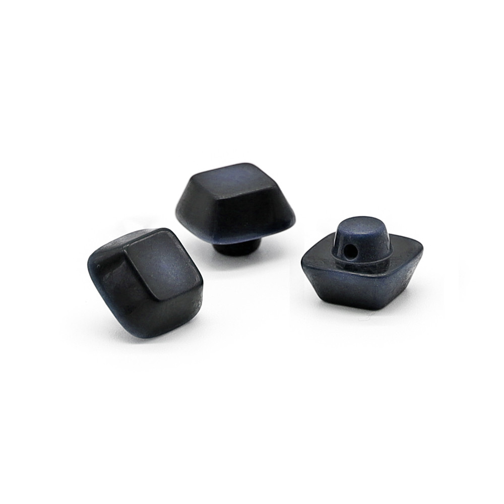 Buttons Iride Cube 10 mm Blue shaded 3 pc