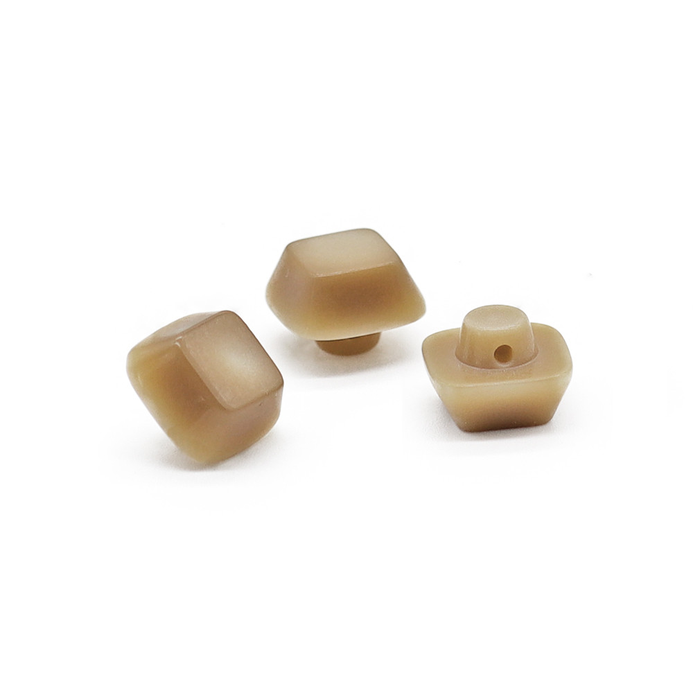 Buttons Iride Cube 10 mm Walnut 3 pc